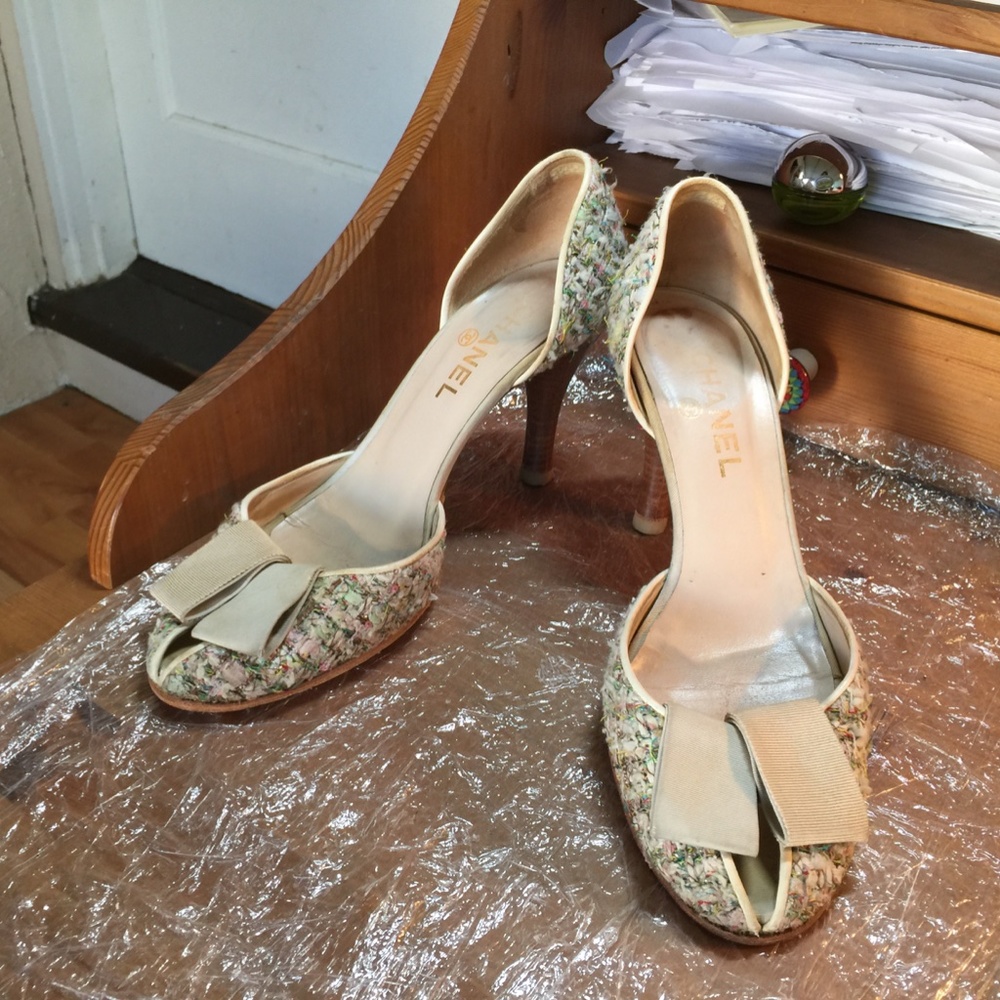 CHANEL TWEED SIZE 39 US 9 FABRIC PUMPS SHOES/HEELS ITALY MULTI-COLOR CLOSED SHOE - Picture 6 of 9